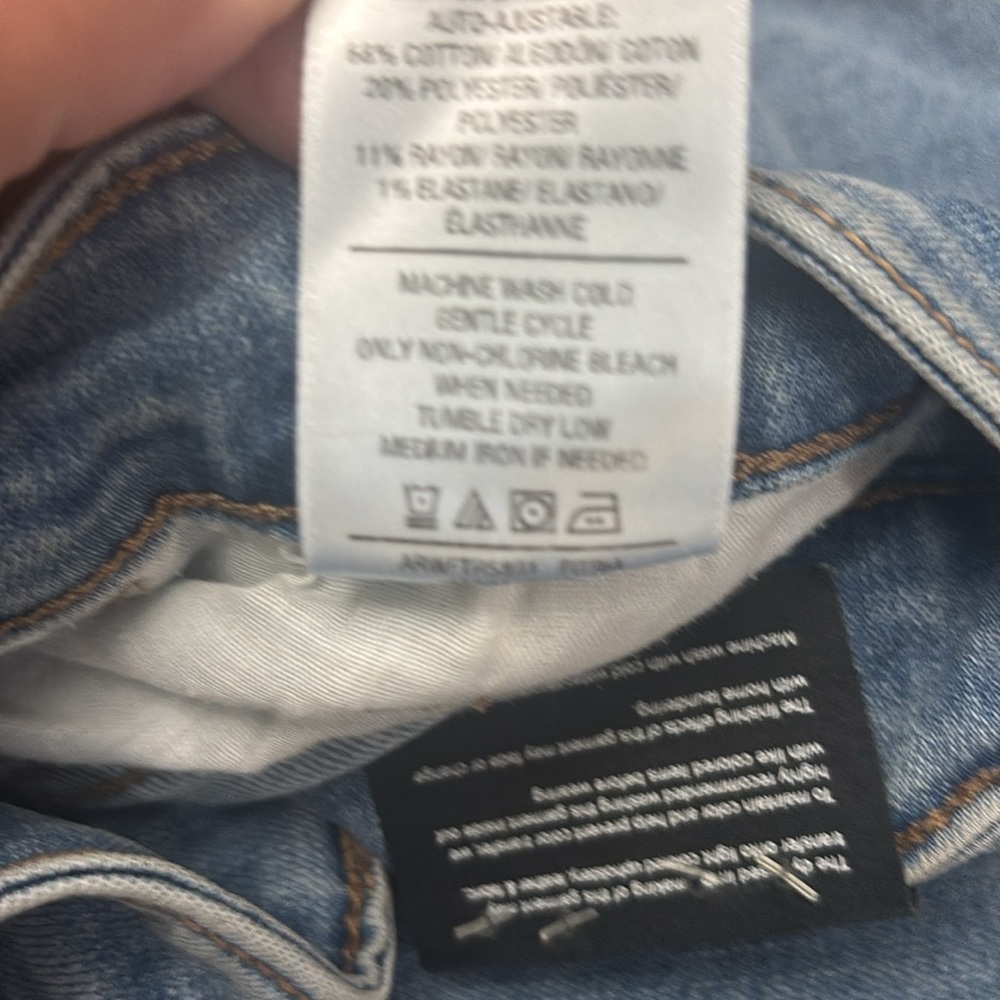 JOE’S JEANS Boyfriend Crop BNWT - Picture 5 of 10